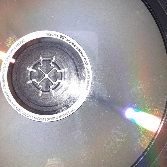 Another Cinderella Story - Picture 4 of 4